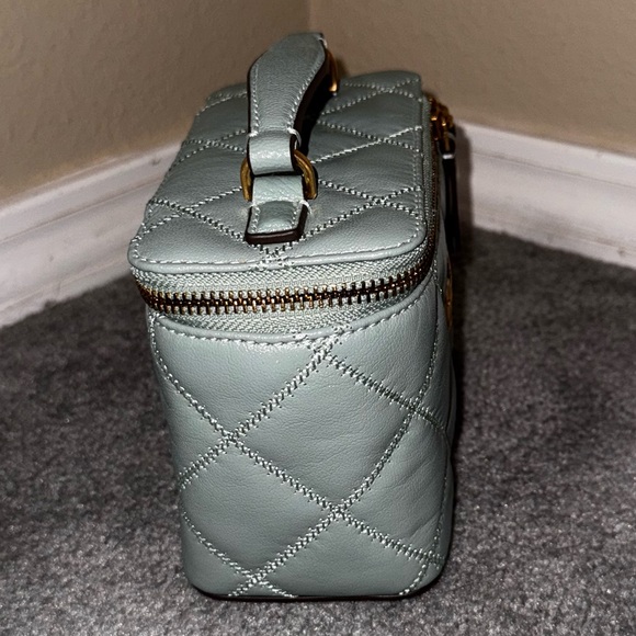 TB Willa Mini Vanity Bag - Picture 4 of 9